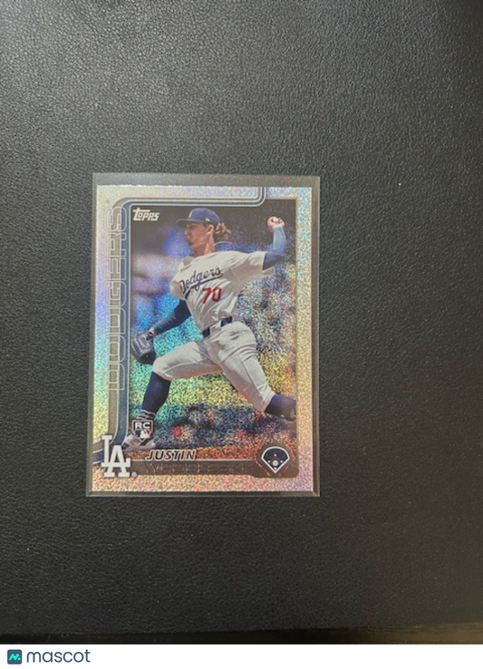 2025 Topps Series 1 JUSTIN WROBLESKI #204 Glitter Refractor RC