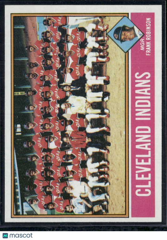 1976 Topps CLEVELAND INDIANS #477 (EX-EX/MT)