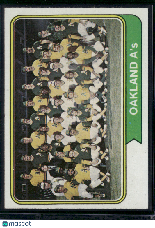 1974 Topps OAKLAND A'S #246 (EX-EX/MT)