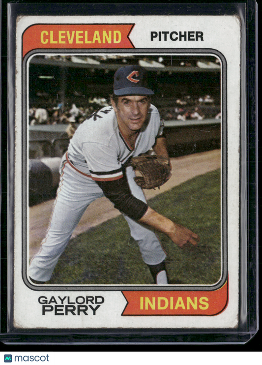 1974 Topps GAYLORD PERRY #35 Light Wrinkles (VG)