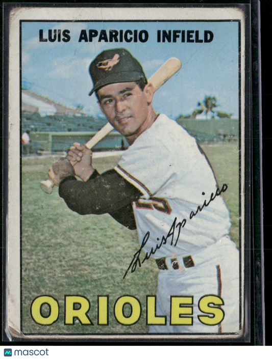 1967 Topps LUIS APARICIO #60