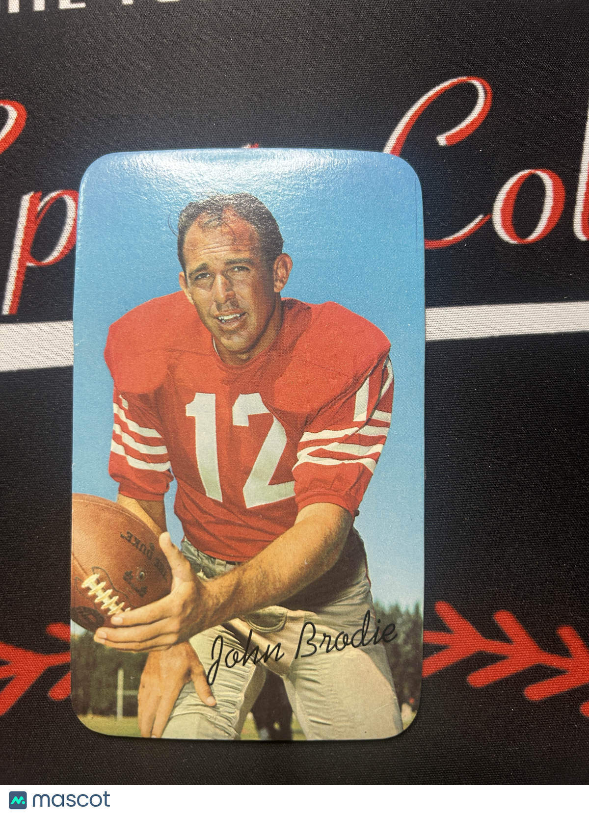 1970 Supers JOHN BRODIE #18 Light Edge Crush on Back (VG)