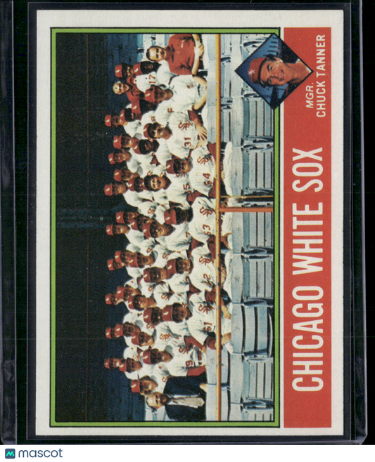 1976 Topps CHICAGO WHITE SOX #656 (EX-EX/MT)