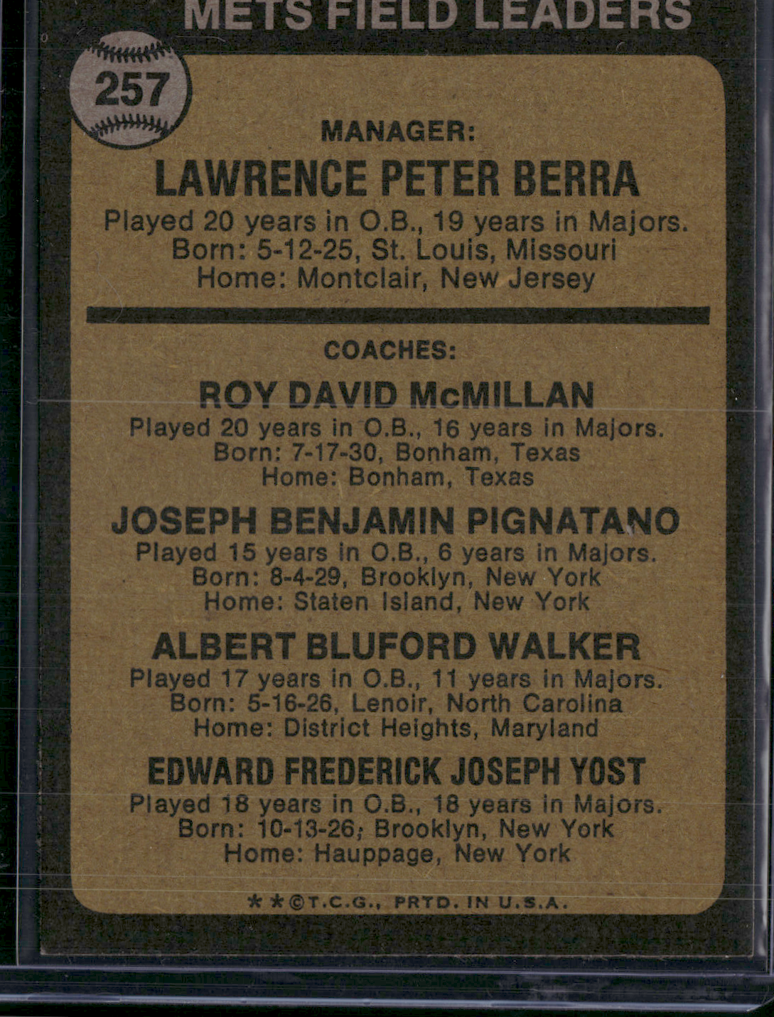 1973 Topps YOGI BERRA #257 Corner bend (VG/EX)
