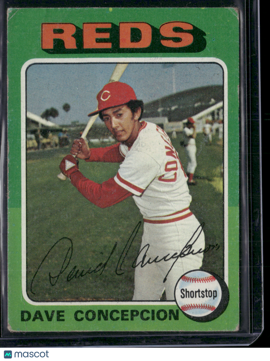 1975 Topps DAVE CONCEPCION #17 Light Wrinkle Corner Crease (Good-VG)