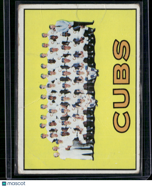1967 Topps CHICAGO CUBS #354 Wrinkles Creases (Good)