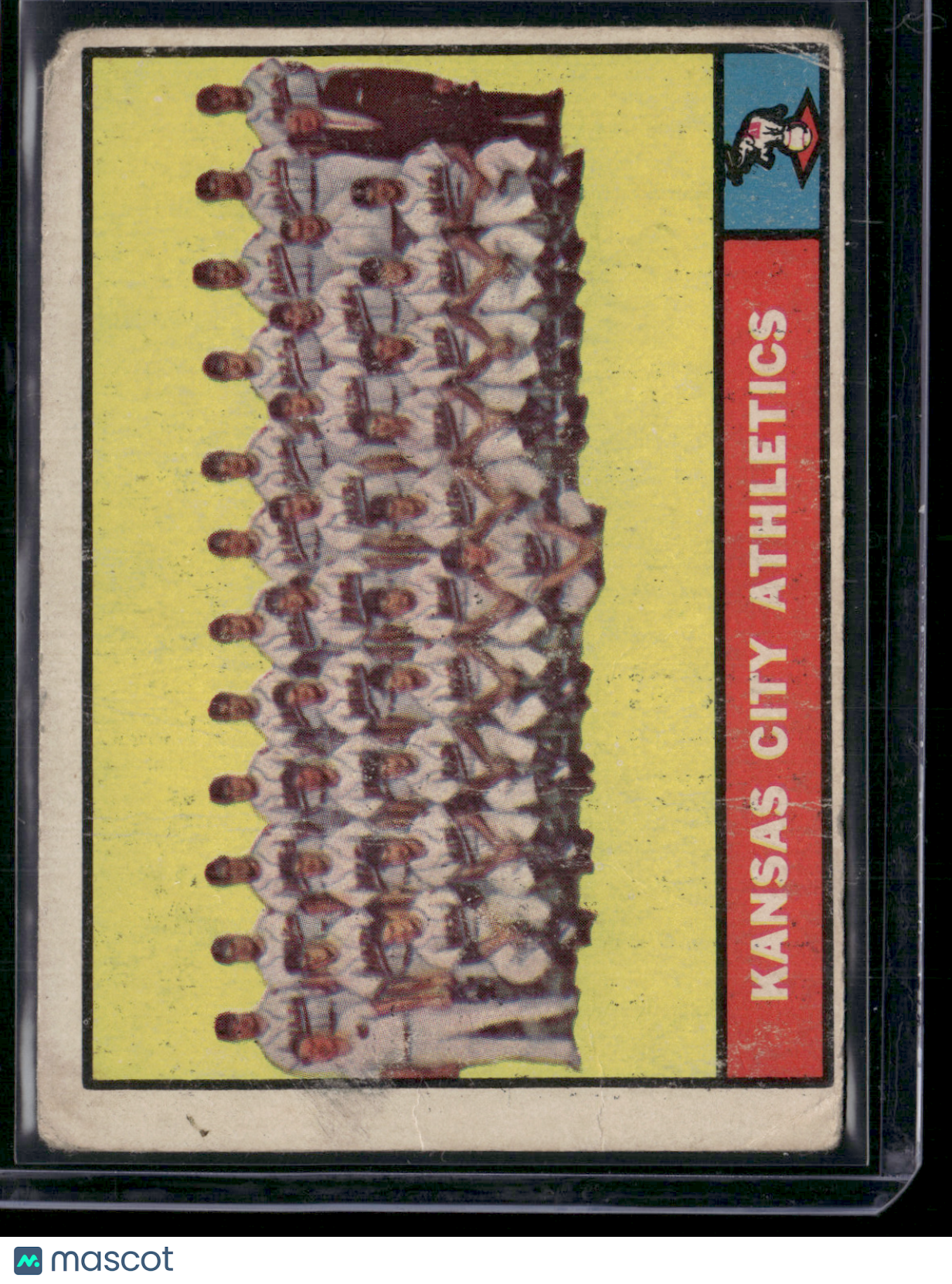 1961 Topps KANSAS CITY ATHLETICS #297 Wrinkling (Good)