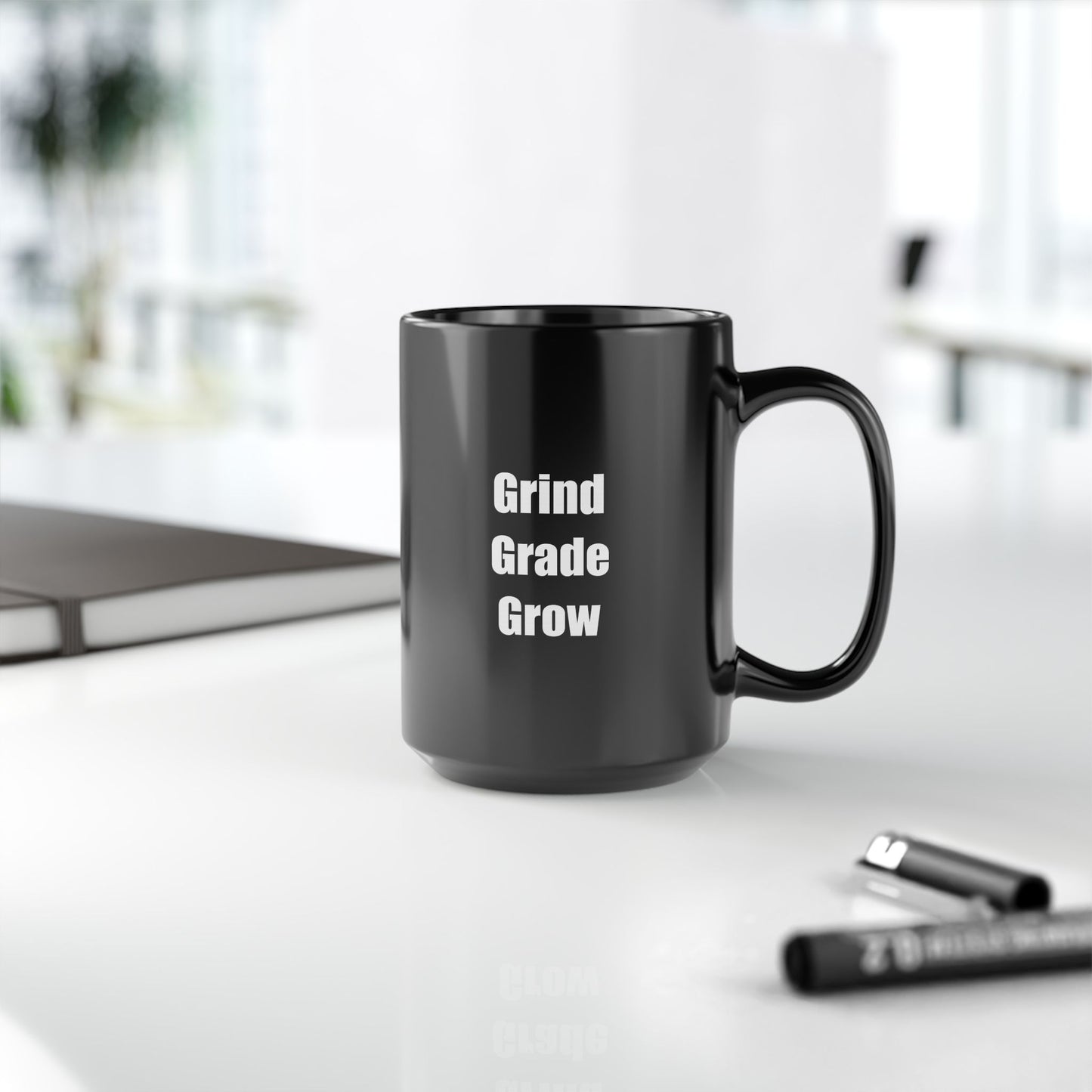 Grind. Grade. Grow. Black Collector’s Mug – Built for Hustlers in the Hobby