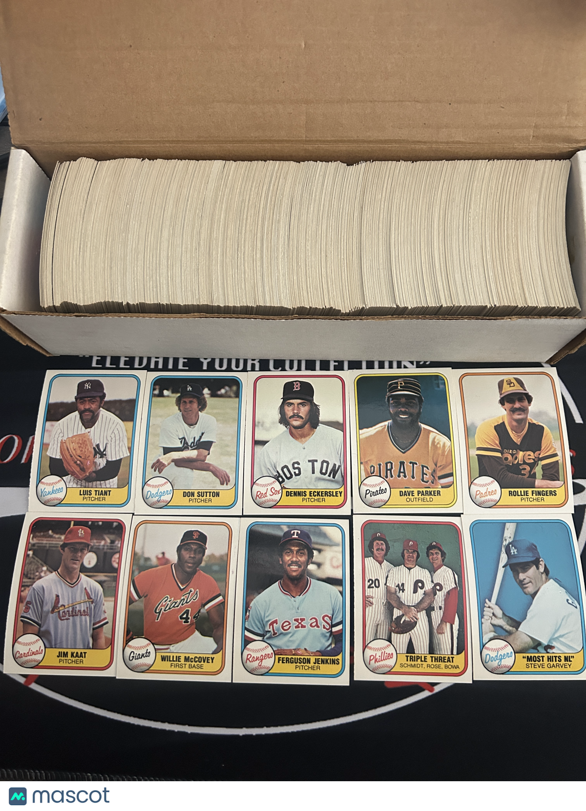 1981 Fleer NEAR COMPLETE SET 616/660 (NM)