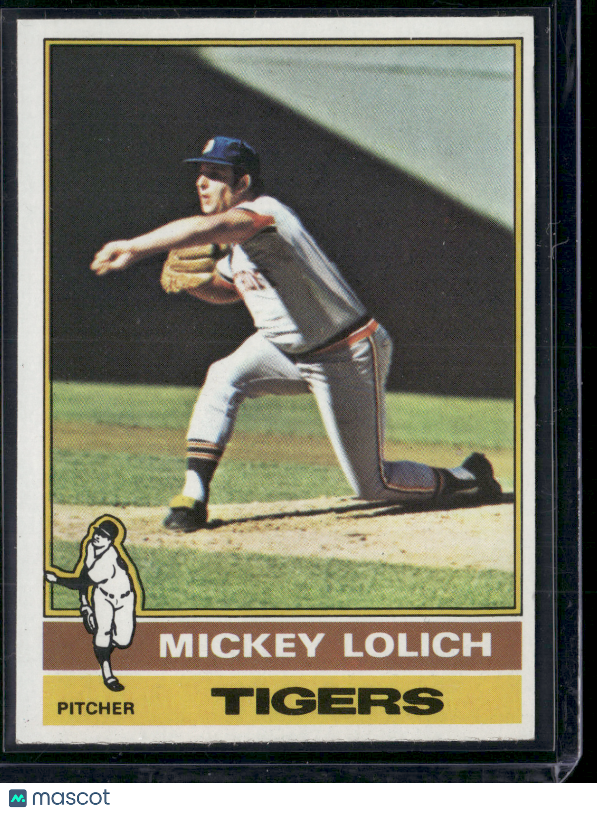 1976 Topps MICKEY LOLICH #385 Rough Bottom Cut (EX)