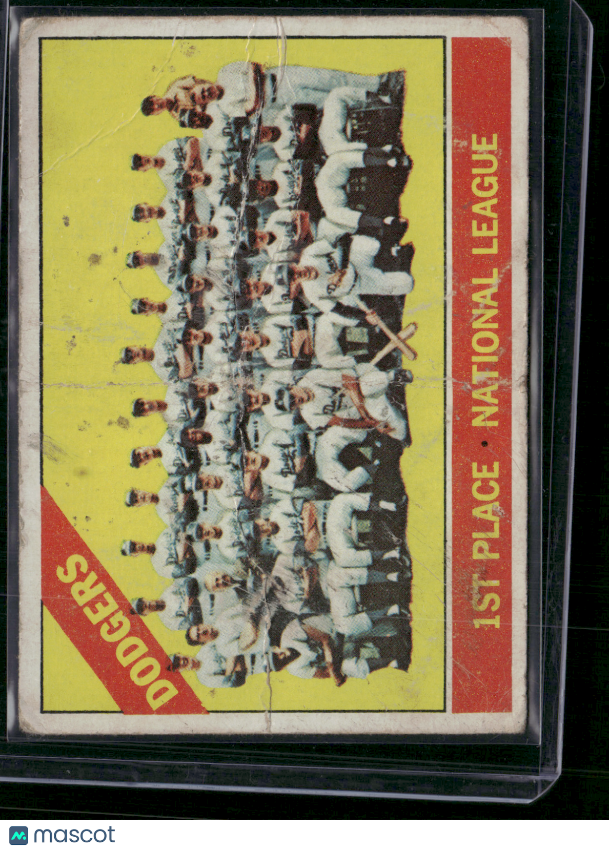 1966 Topps LOS ANGELES DODGERS #238 Wrinkles Creases (Good)