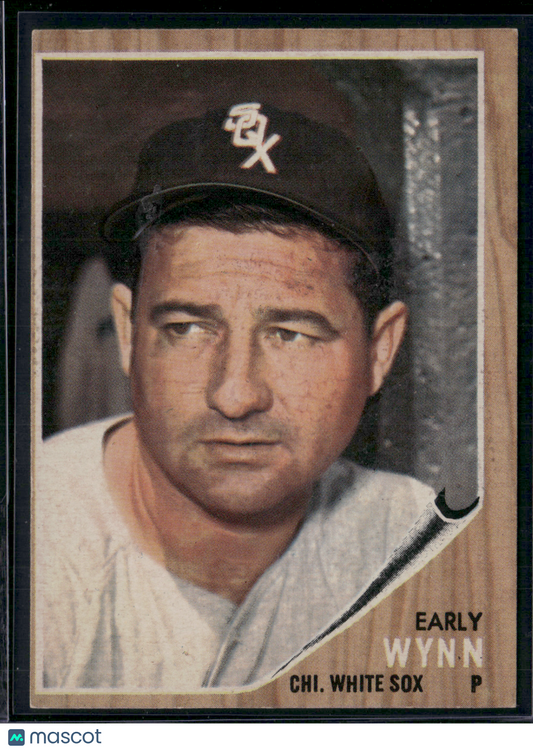 1962 Topps EARLY WYNN #385