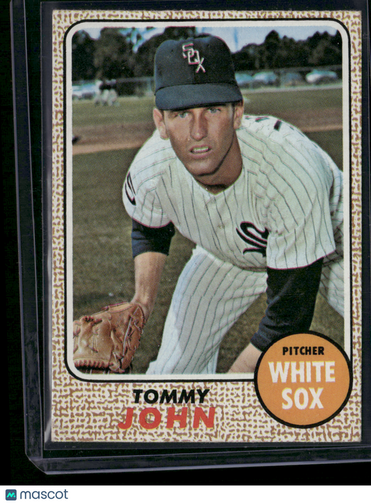 1968 Topps TOMMY JOHN #72 Wrinkle on back (VG)