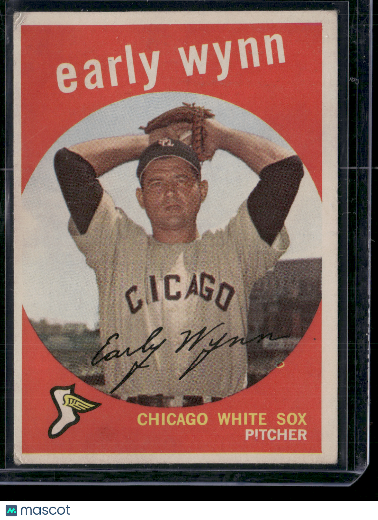 1959 Topps EARLY WYNN #260 Slight Warp Light Wrinkles (Good-VG)