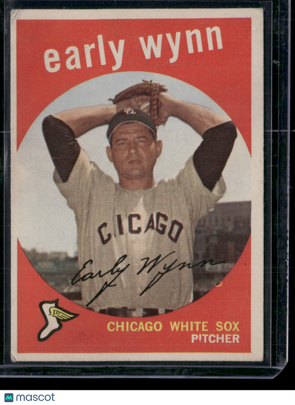 1959 Topps EARLY WYNN #260 Slight Warp Light Wrinkles (Good-VG)