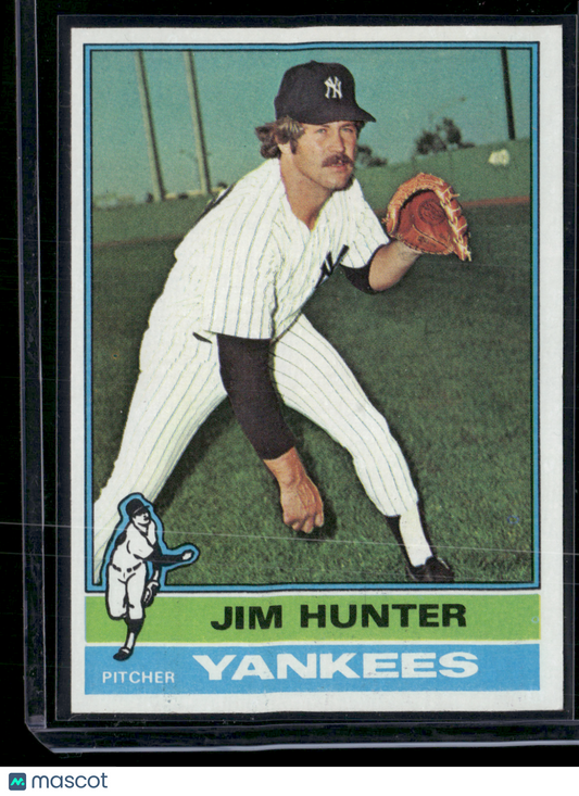 1976 Topps JIM "CATFISH" HUNTER #100 Grain Raise (EX)