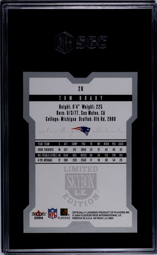 2004 Skybox Le Tom Brady #26 SGC 9