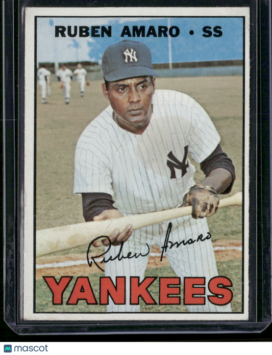 1967 Topps RUBEN AMARO #358 Light Corner Crease (VG)