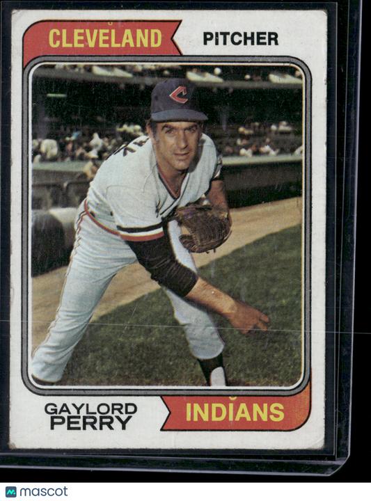 1974 Topps GAYLORD PERRY #35 Light Scratching (VG)