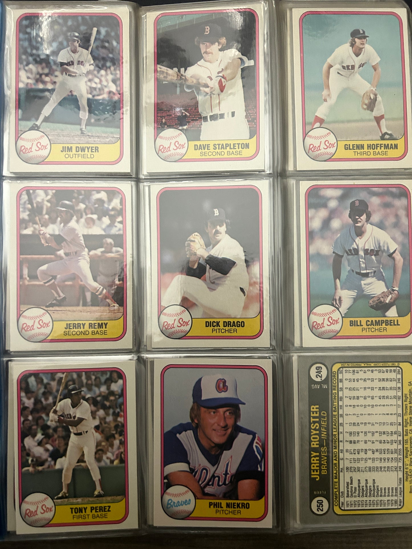 1981 Fleer NEAR COMPLETE SET 632/660 (EX-NM)