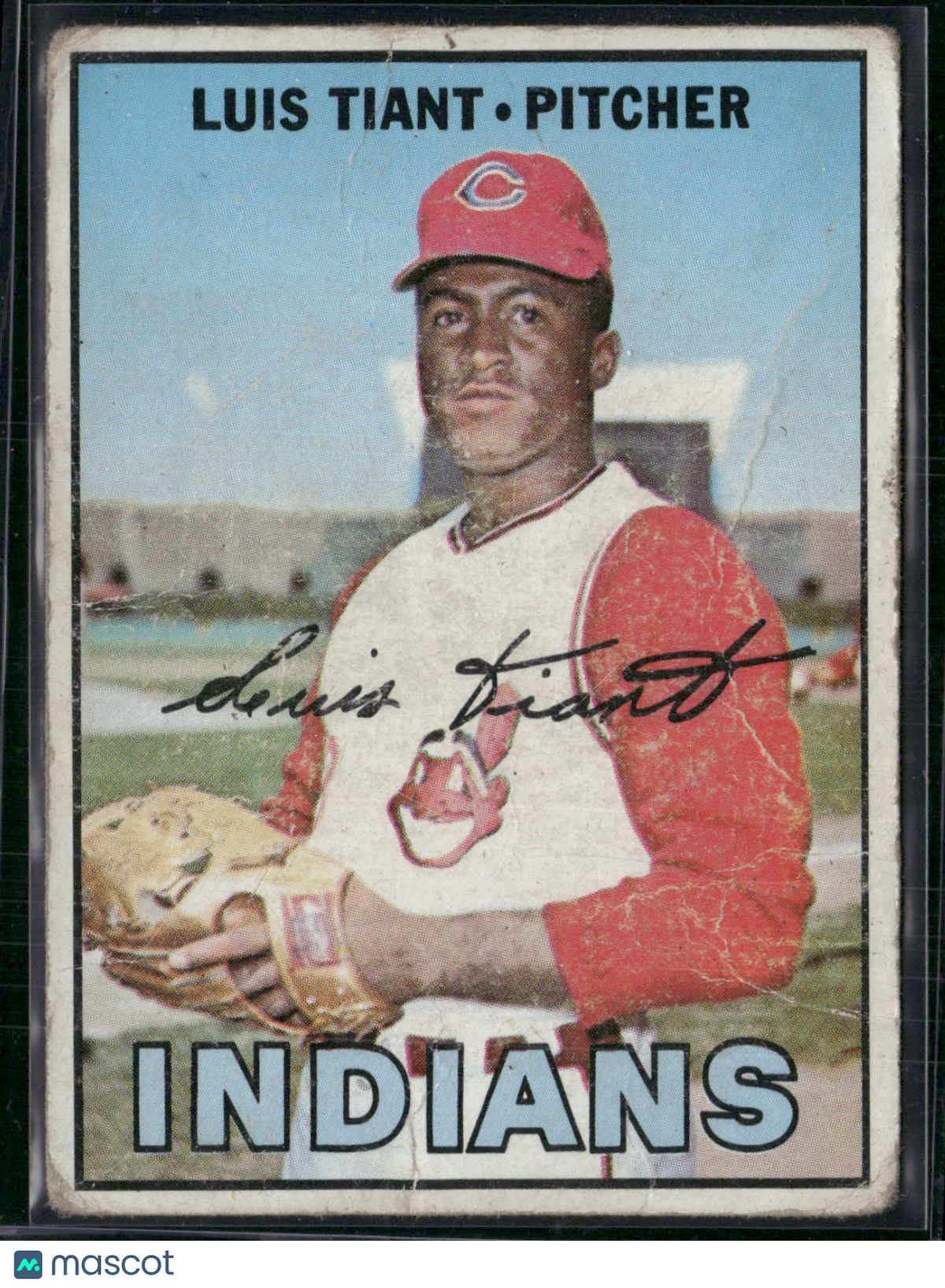 1967 Topps LUIS TIANT #377 Toning Wrinkles (Good-VG)