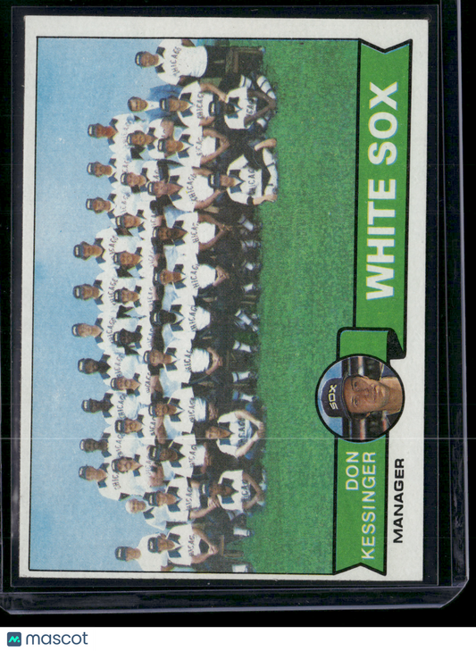 1979 Topps CHICAGO WHITE SOX #404 (EX-MT)