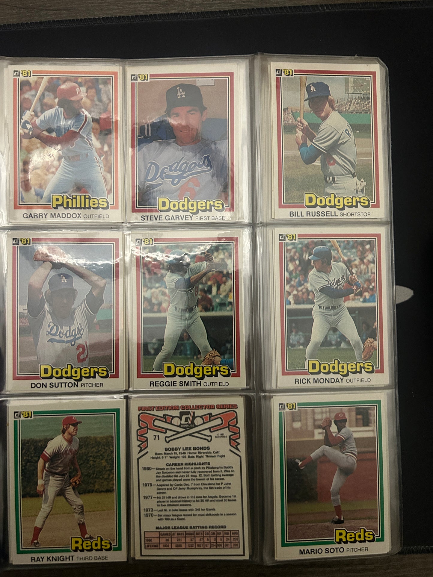 1981 Donruss NEAR COMPLETE SET 565/605 (EX-NM)